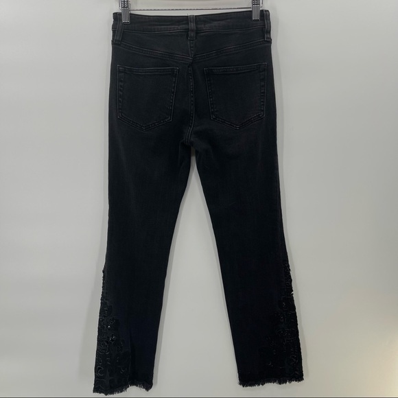 FREE PEOPLE Cutwork Cigar Dark Wash Black Faded
High Rise Cropped Jean Pants 25 - Picture 7 of 9
